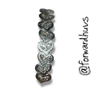 Bundle Sale 3 for $15 | Vintage 4” Silver Tone Metal Heart Barrette